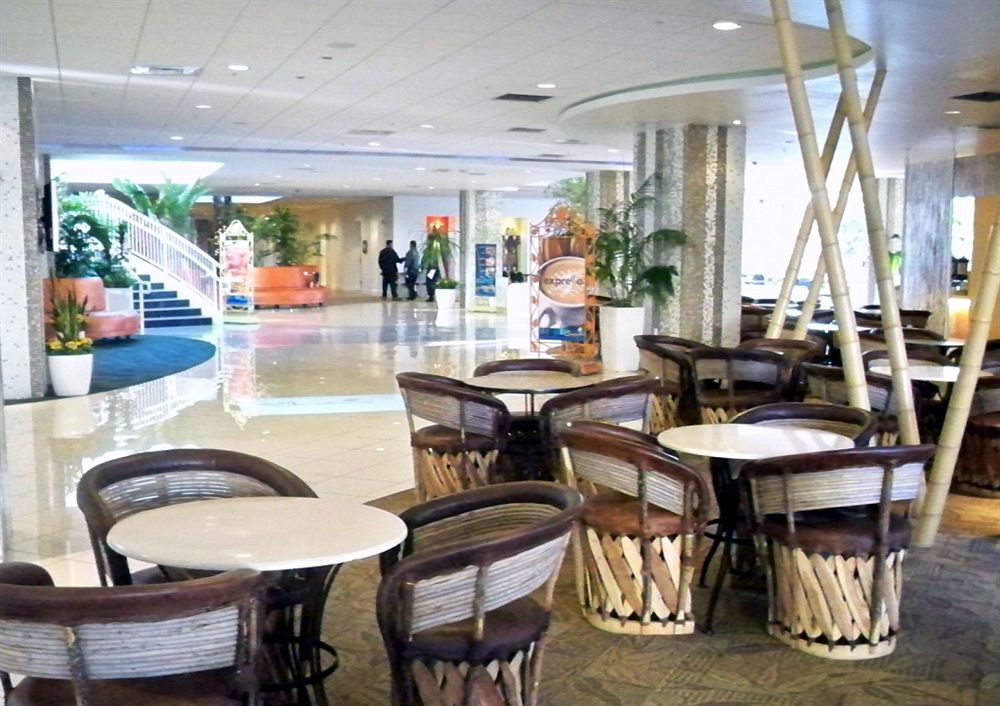 El Tropicano Riverwalk San Antonio Exterior photo